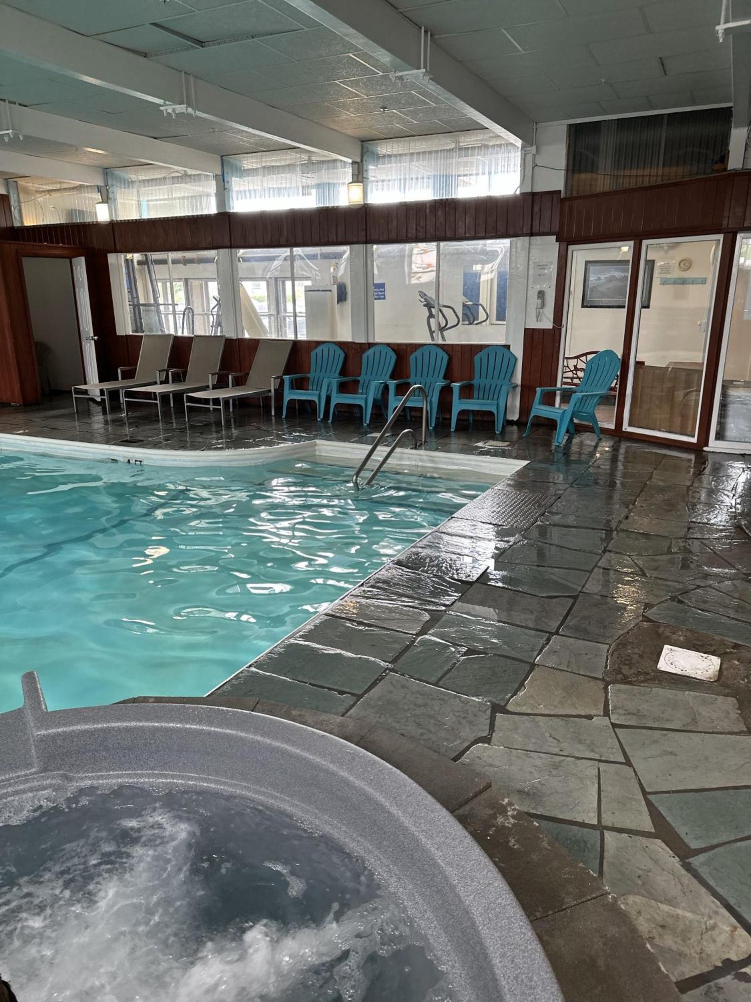 Trade Winds On The Bay Aparthotel Rockland Kültér fotó